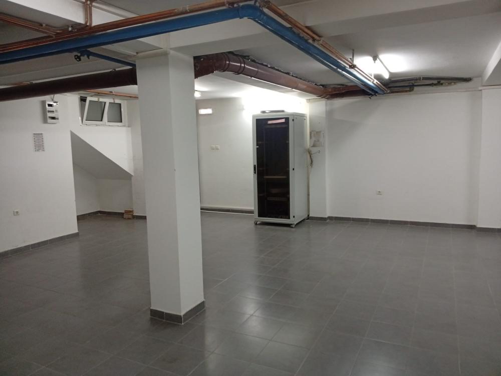 Slika 8 - Strogi centar grada,  Lokal za izdavanje, 450m2, 4.500€